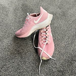 Nike Zoom Pegasus 37